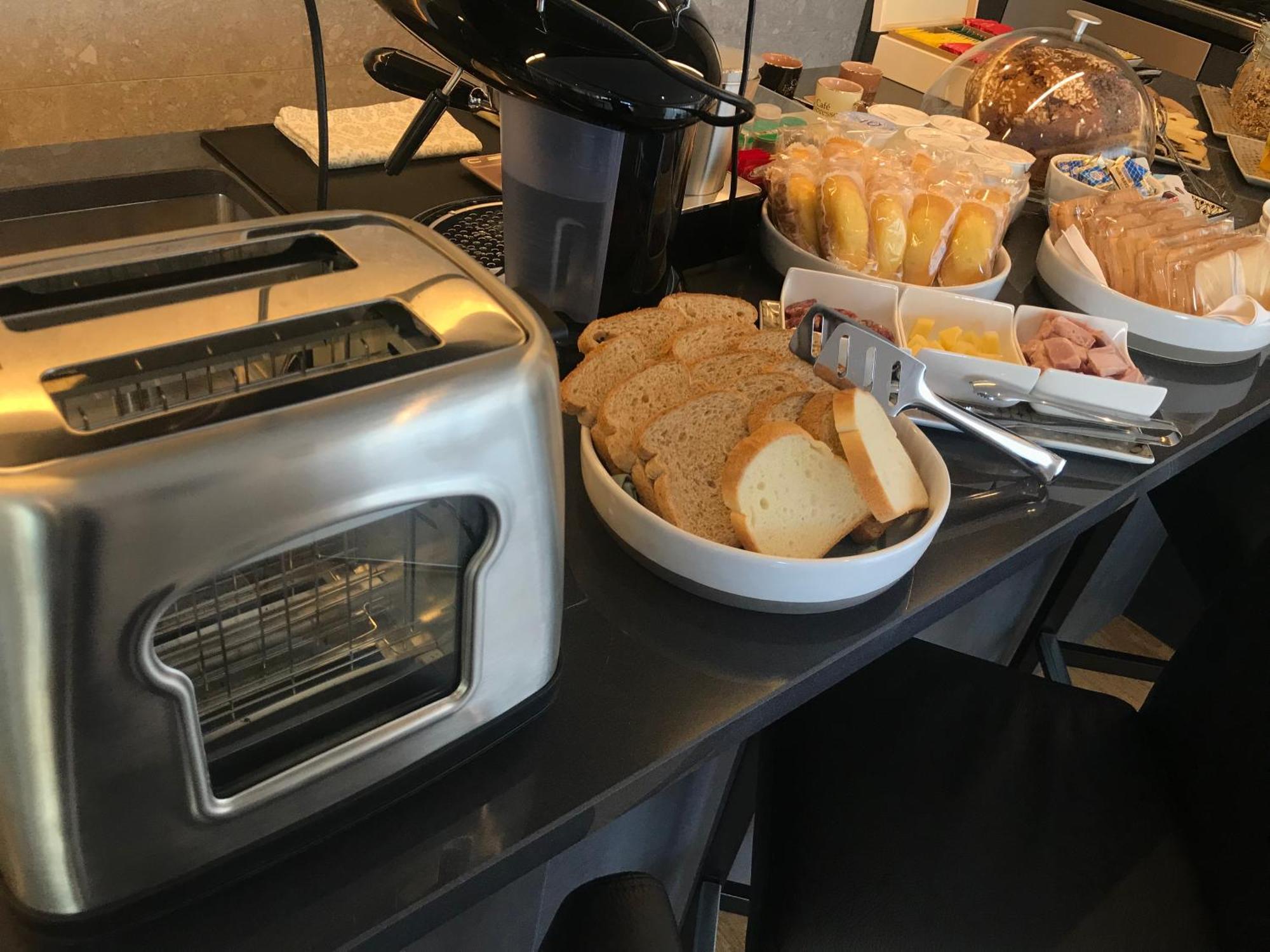 Myhome 75 Premium Luxury B&B ペスカーラ エクステリア 写真